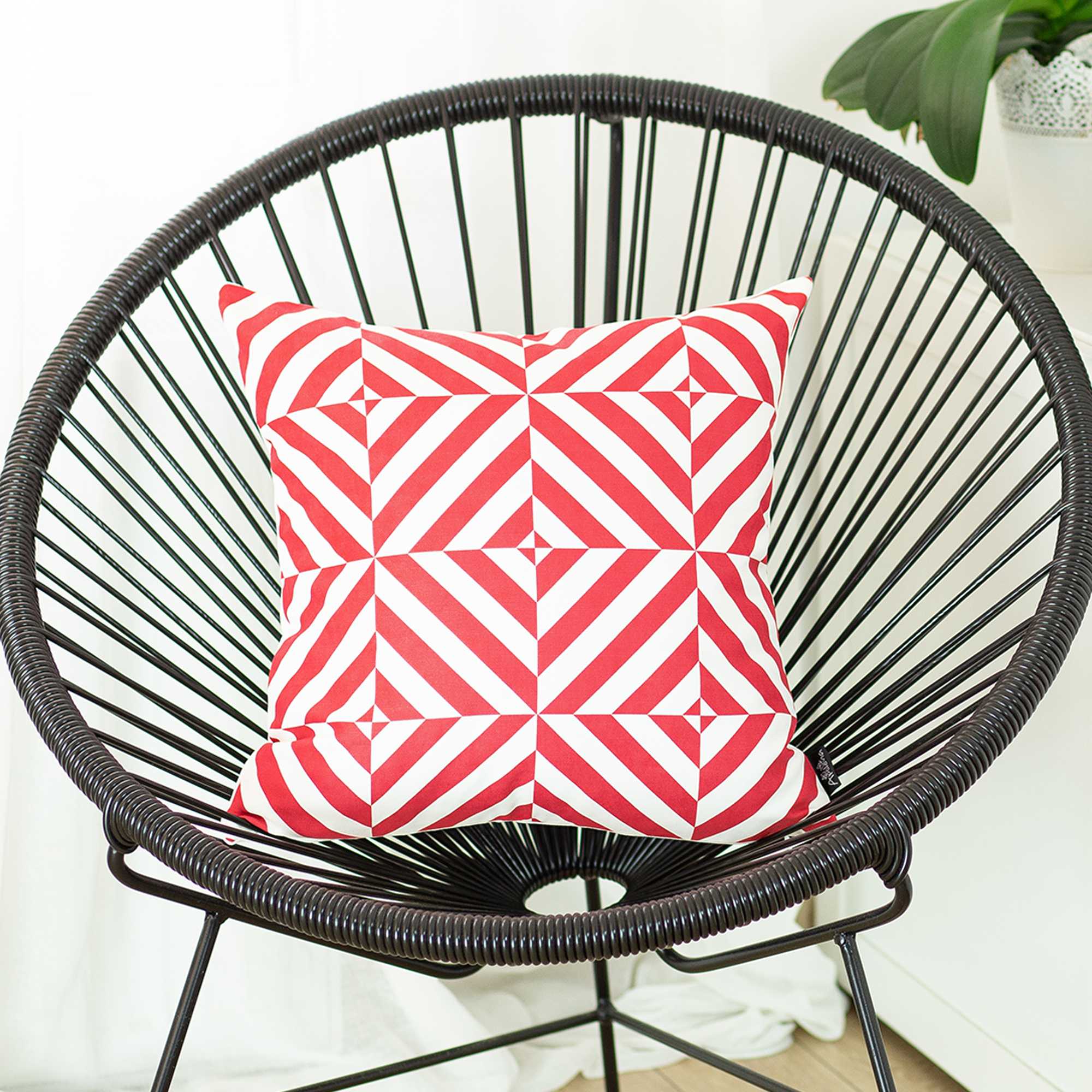 18" Red and White Geometric Throw Pillow Cover