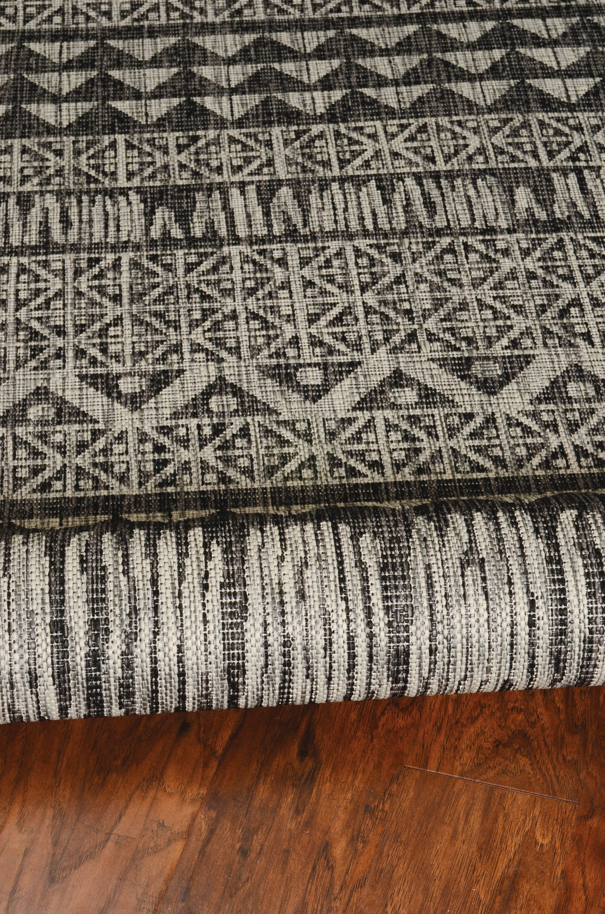 8'X11' Charcoal Machine Woven Uv Treated Tribal Indoor Outdoor Area Rug