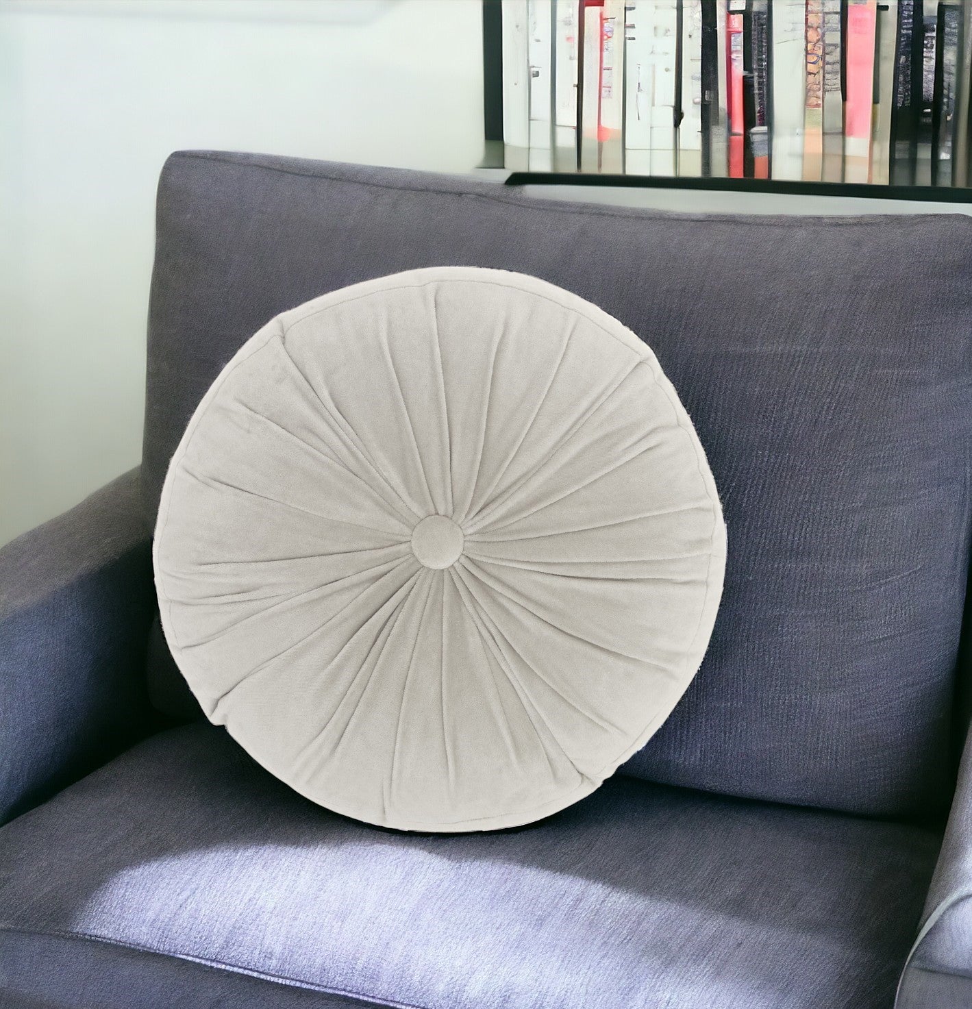 16" X 16" Light Gray Round Velvet Throw Pillow