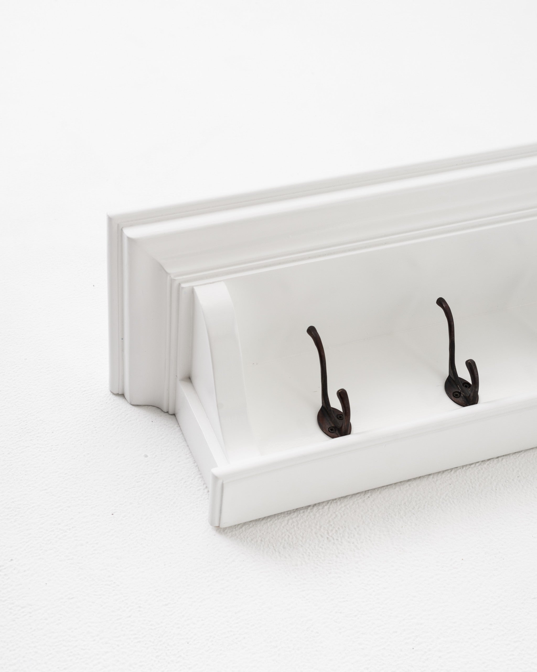 Classic White Wood Wide Eight Hook Coat Rack