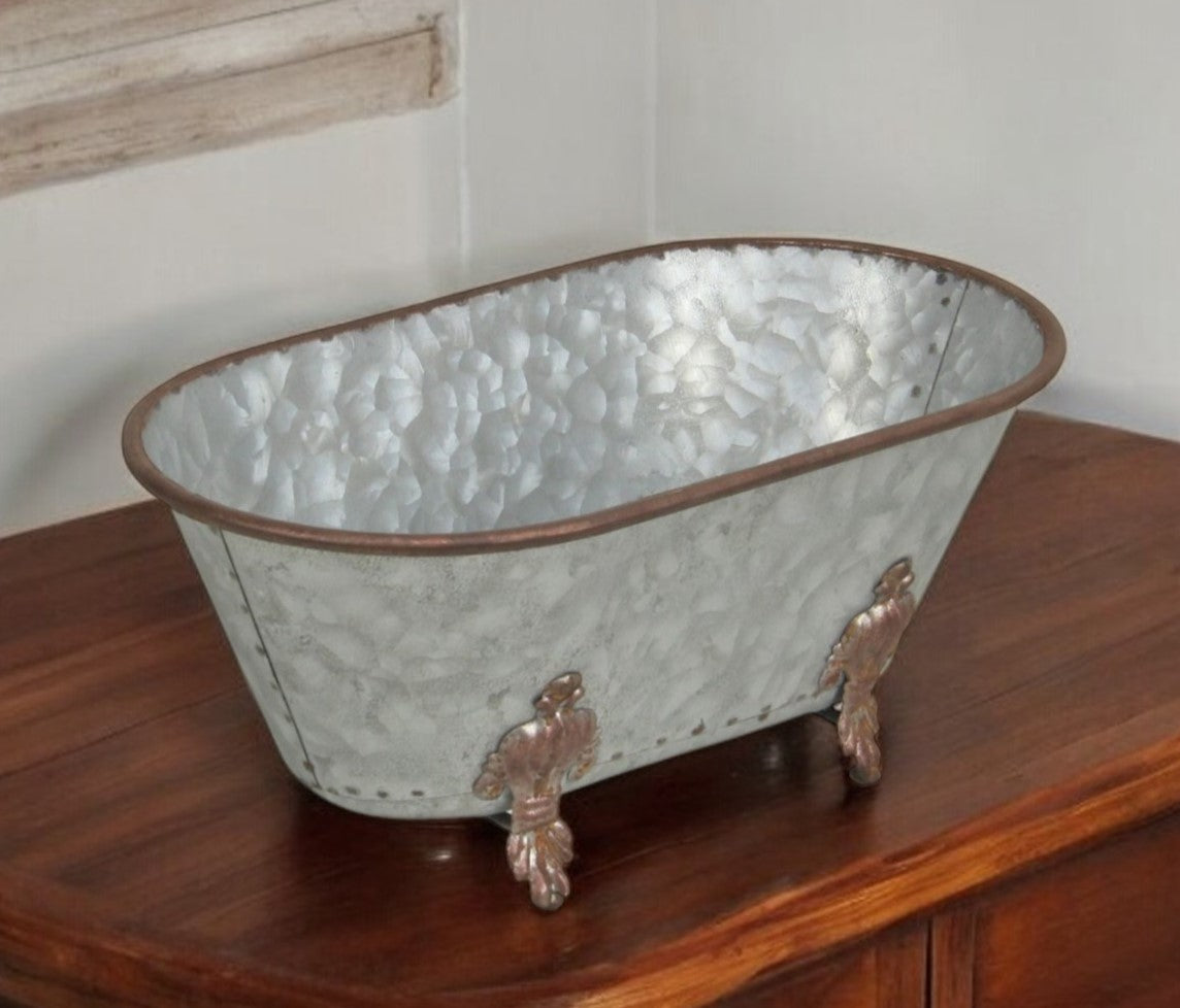 Jumbo Hammered Metal Bathtub Sculpture