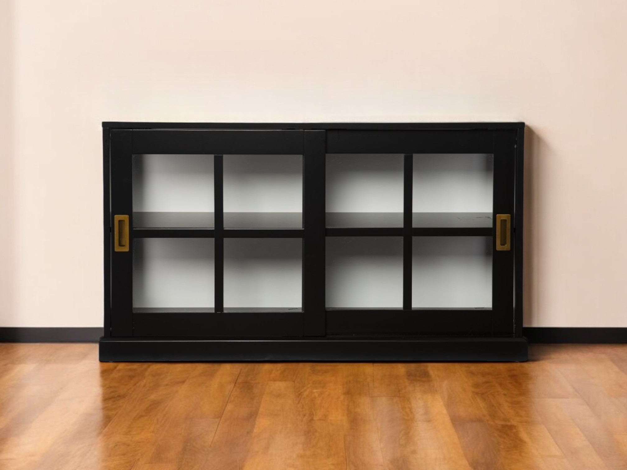 Dynasty Contemporary Black and White Low Curio Cabinet