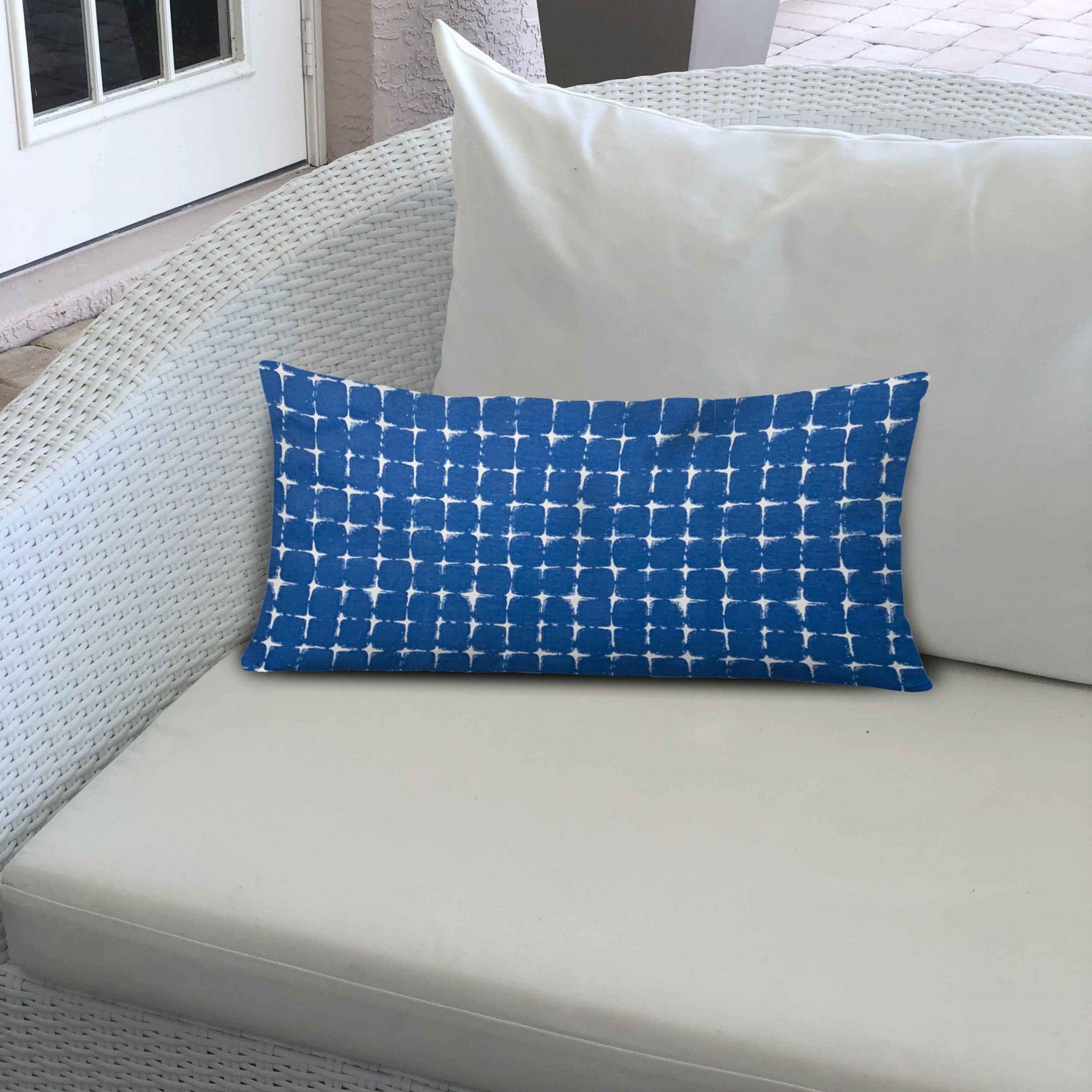 12" X 18" Blue And White Blown Seam Gingham Lumbar Indoor Outdoor Pillow