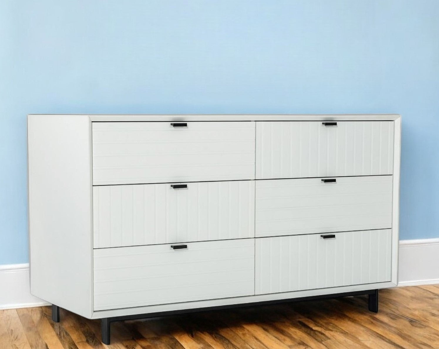 51" White Manufactured Wood Six Drawer Double Dresser