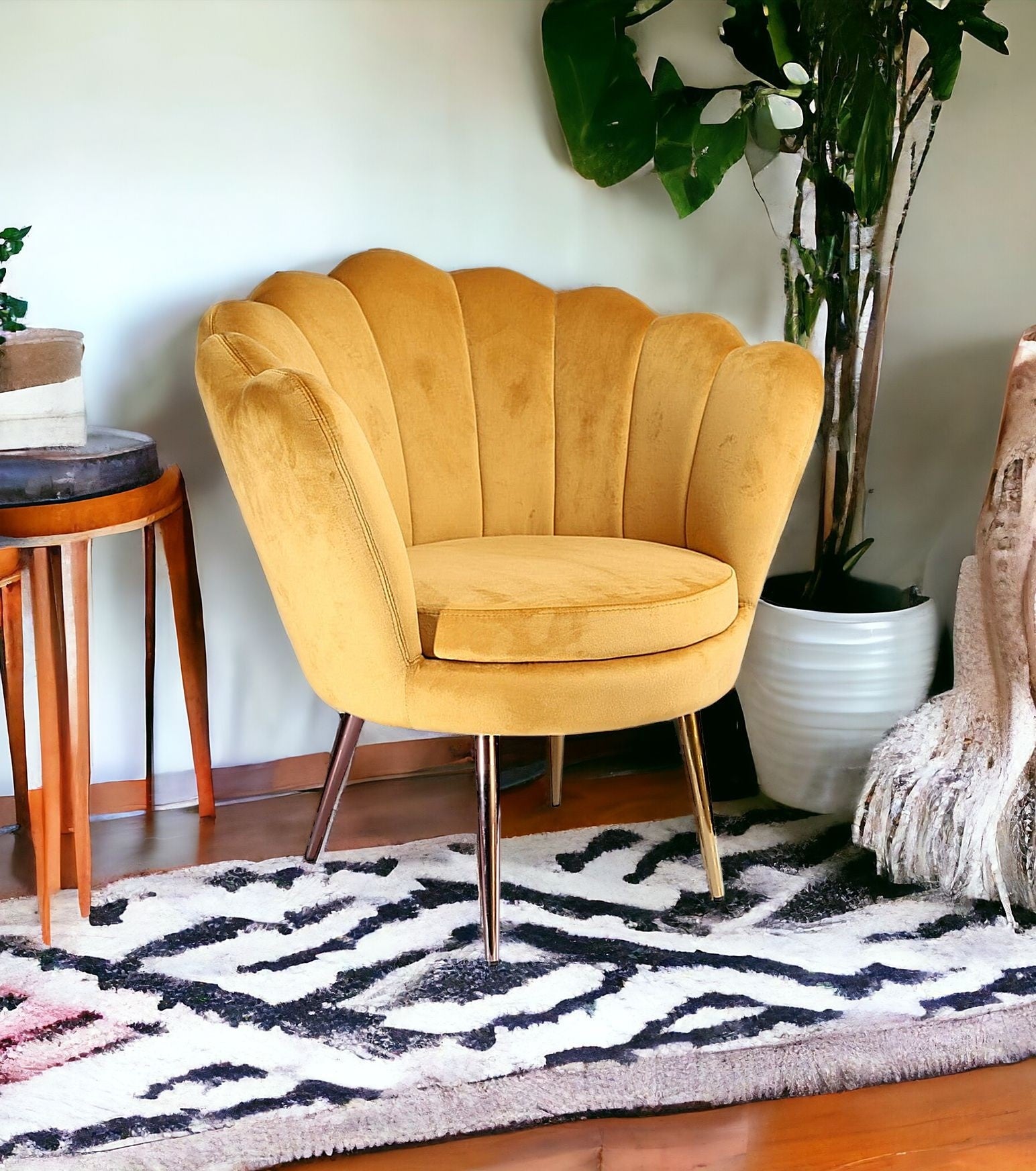 34" Modern Golden Seashell Accent Chair