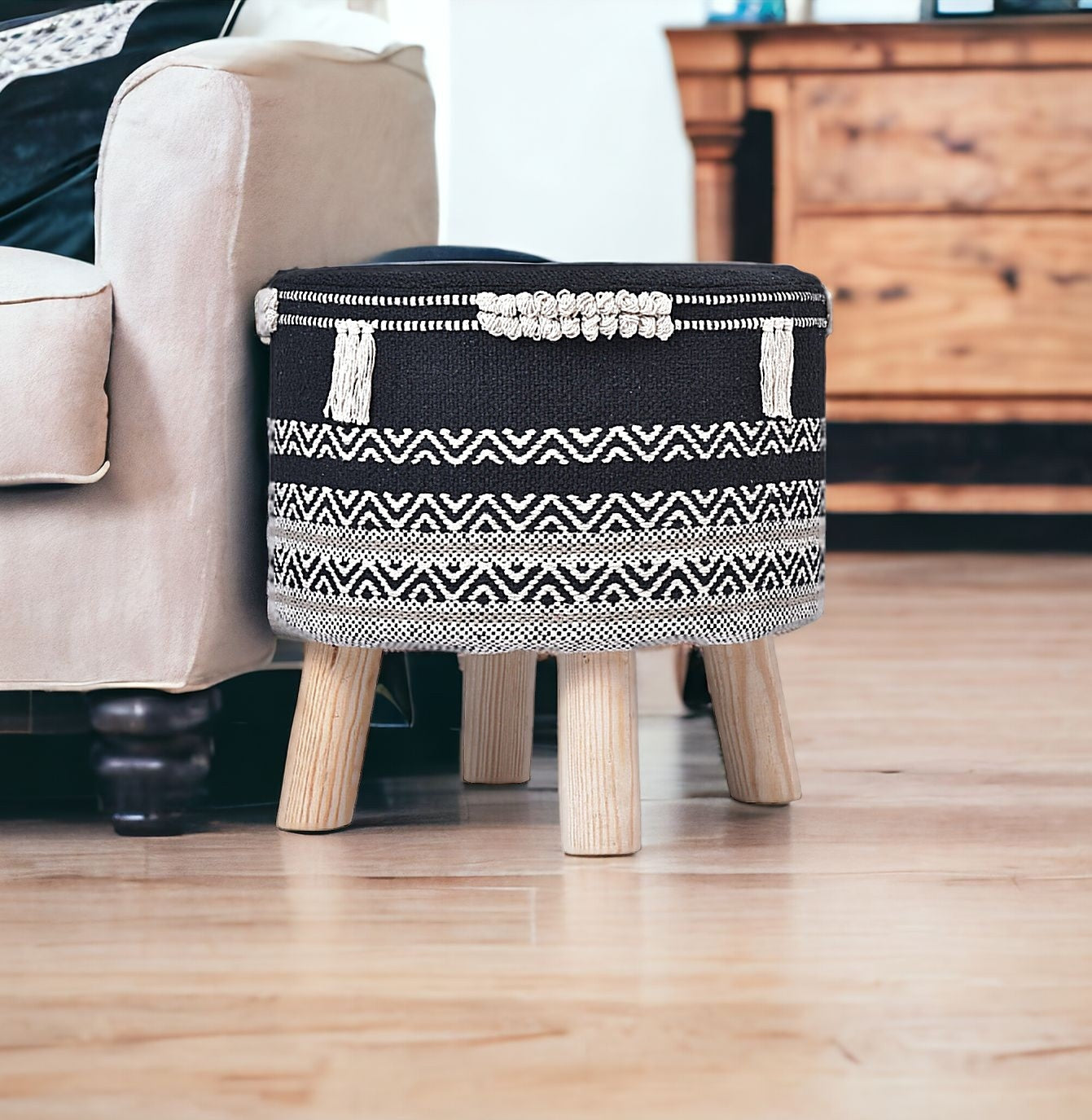 16" Black And White Cotton And Natural Round Chevron Ottoman