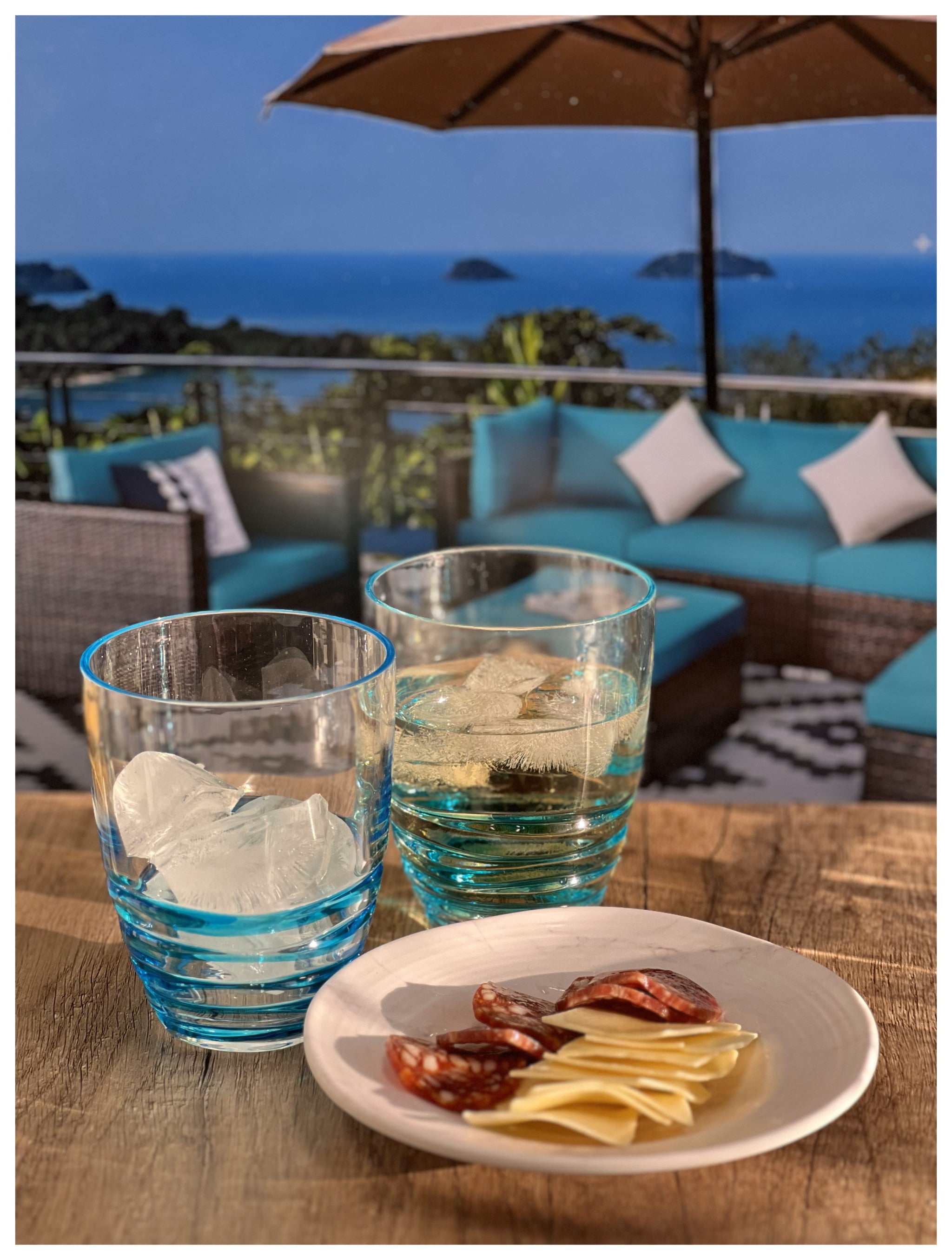 Set of Four Clear and Blue Acrylic Stemless Whiskey Glasses