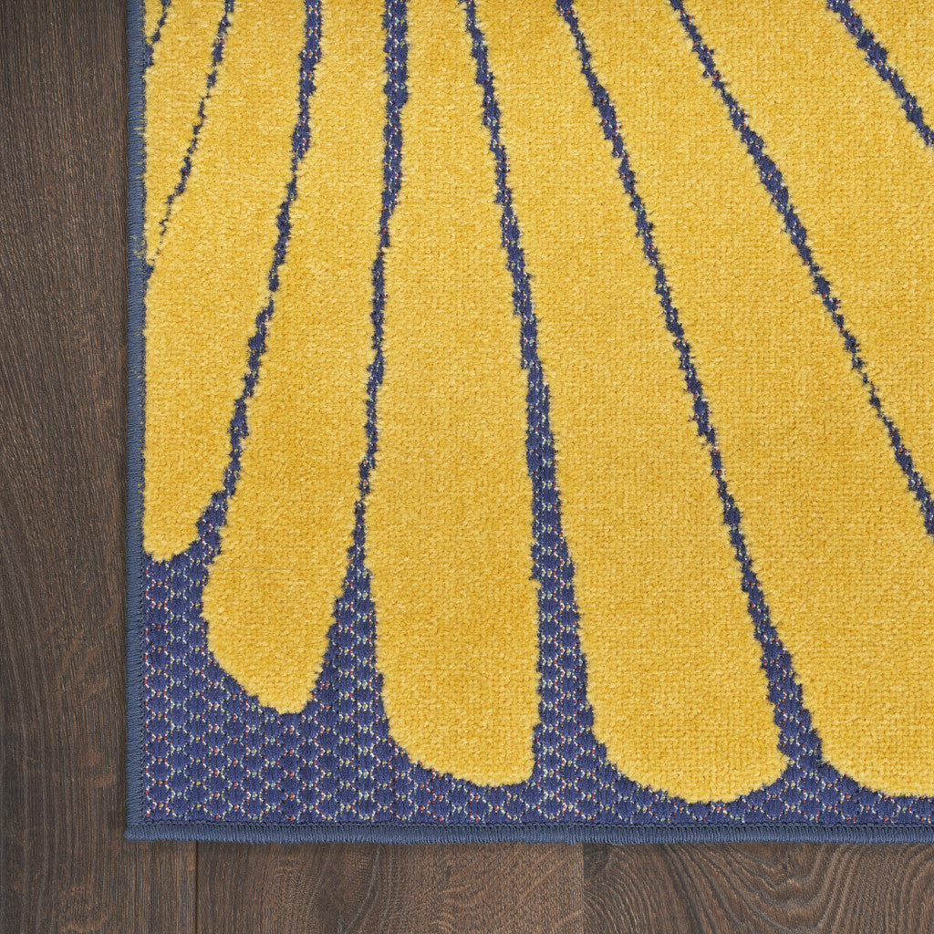 4' x 6' Blue and Orange Starfish Power Loom Area Rug