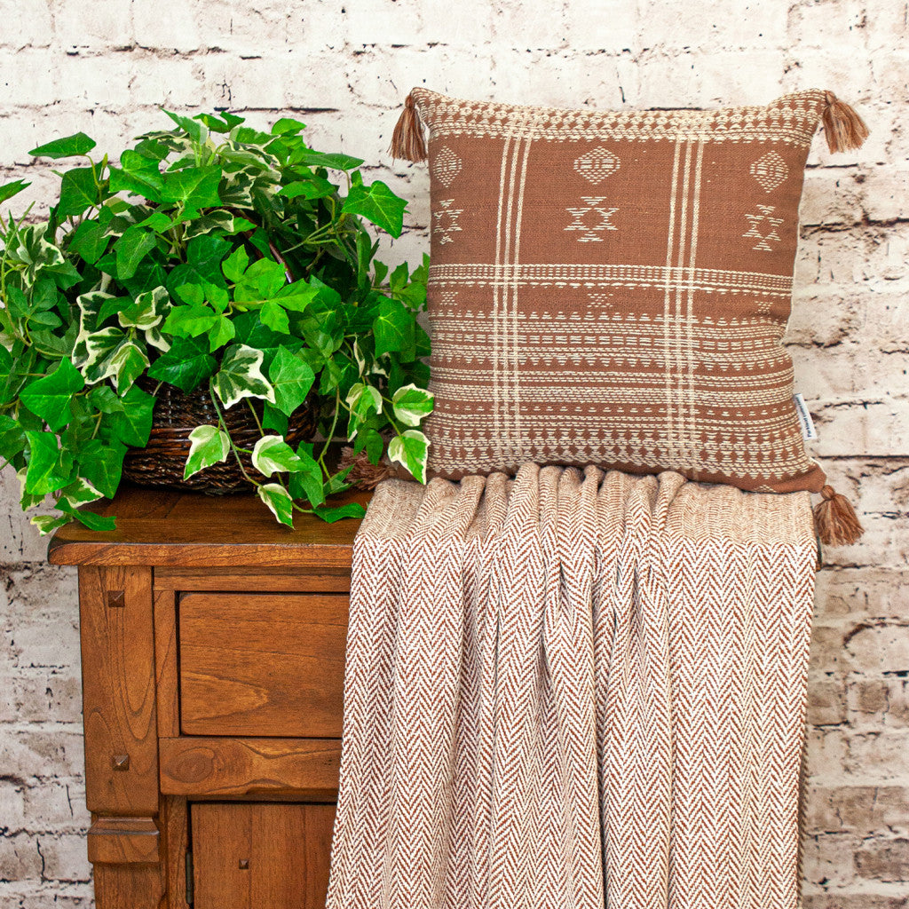 18" Beige and Brown Southwestern Cotton Throw Pillow With Tassels